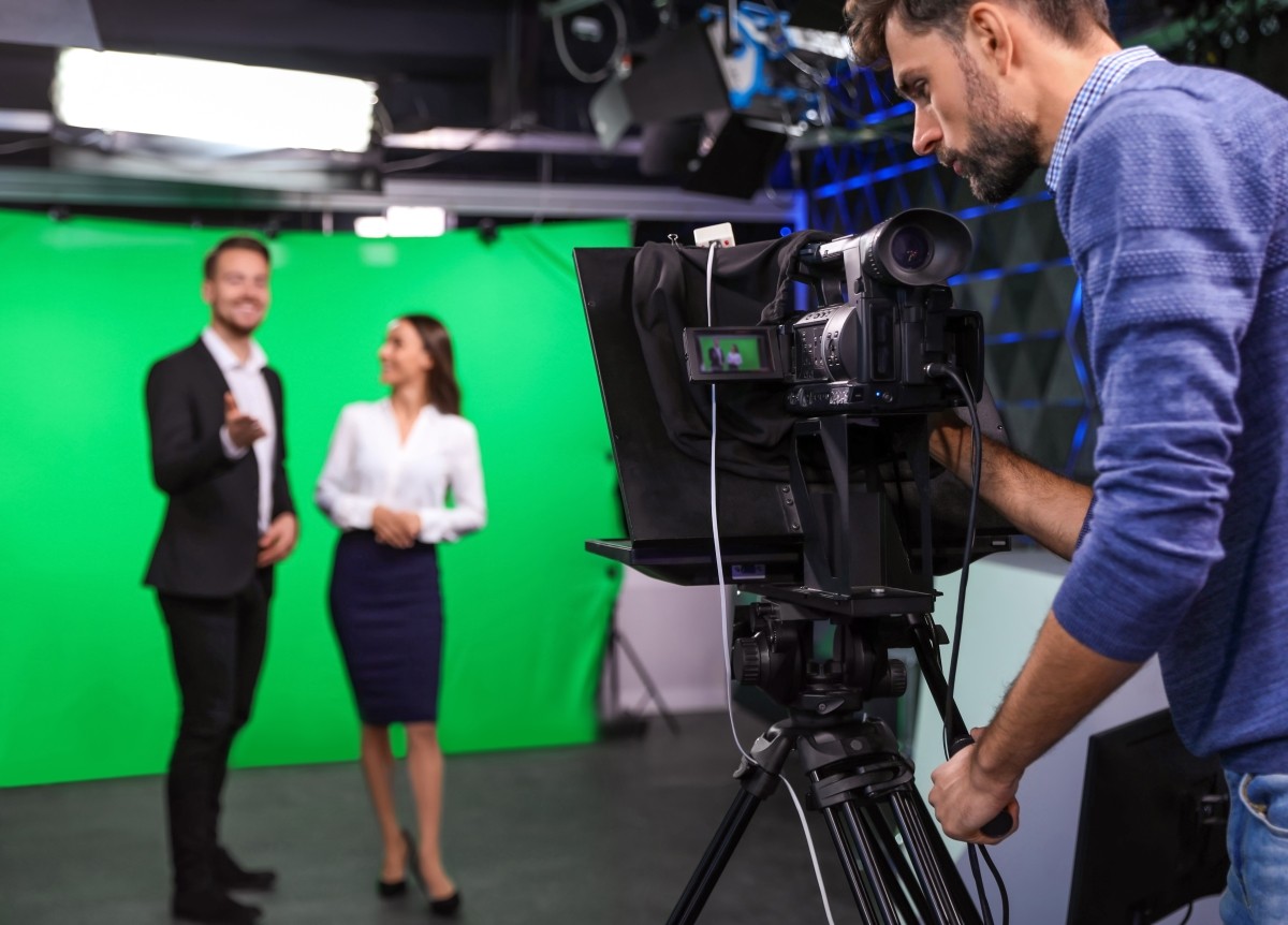 What are the qualities of a good presenter